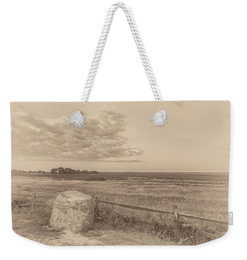 Horicon Wildlife Refuge Weekender Tote Bag featuring the photograph Sunrise At Horicon Marsh 2019 by Thomas Young