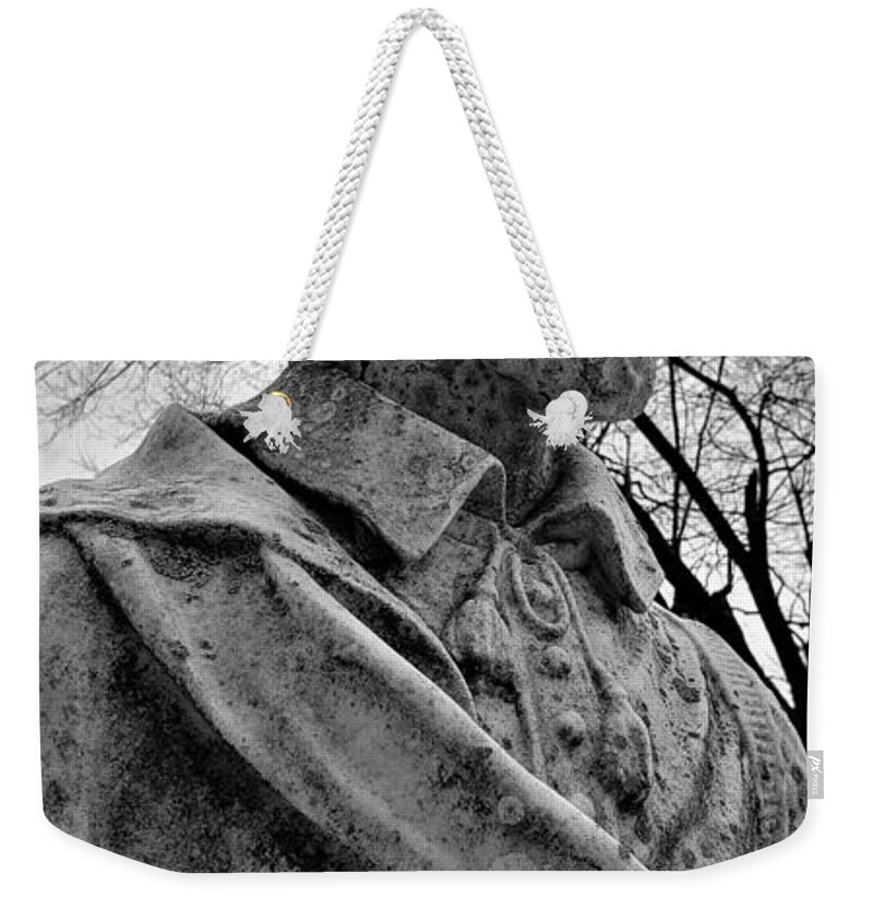William Shakespeare Weekender Tote Bag featuring the photograph The Bard Of Avon by Rob Hans