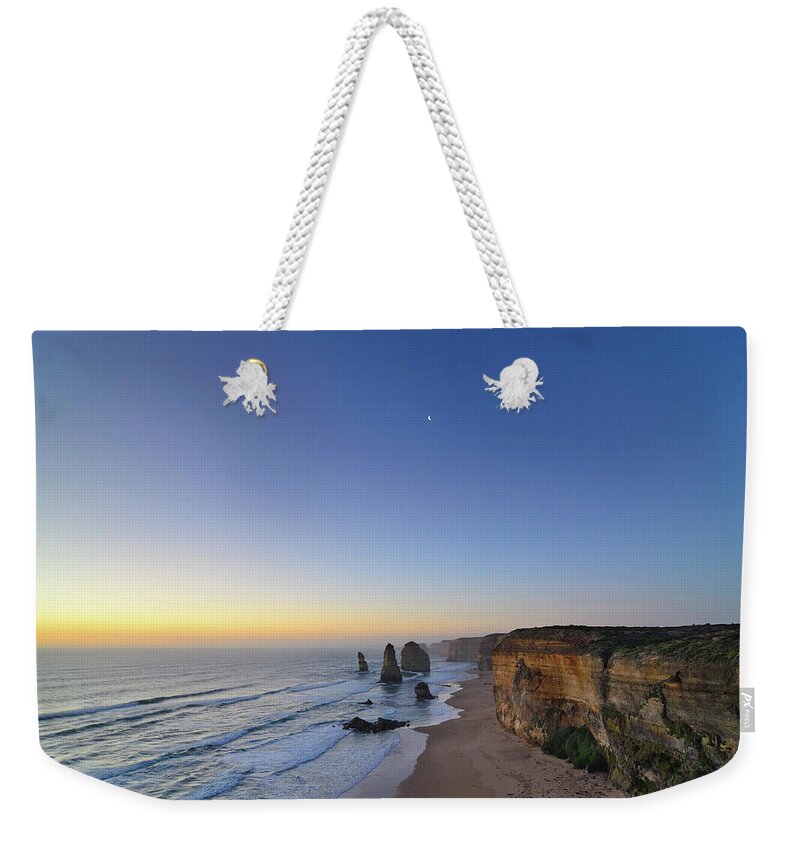 Scenics Weekender Tote Bag featuring the photograph Twilight At The Twelve Apostles by Bbuong