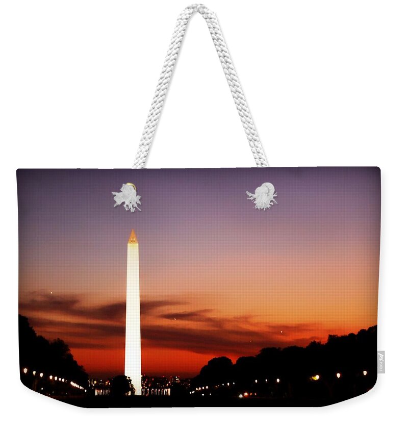 Scenics Weekender Tote Bag featuring the photograph Washington Monument by Manu Arj?.