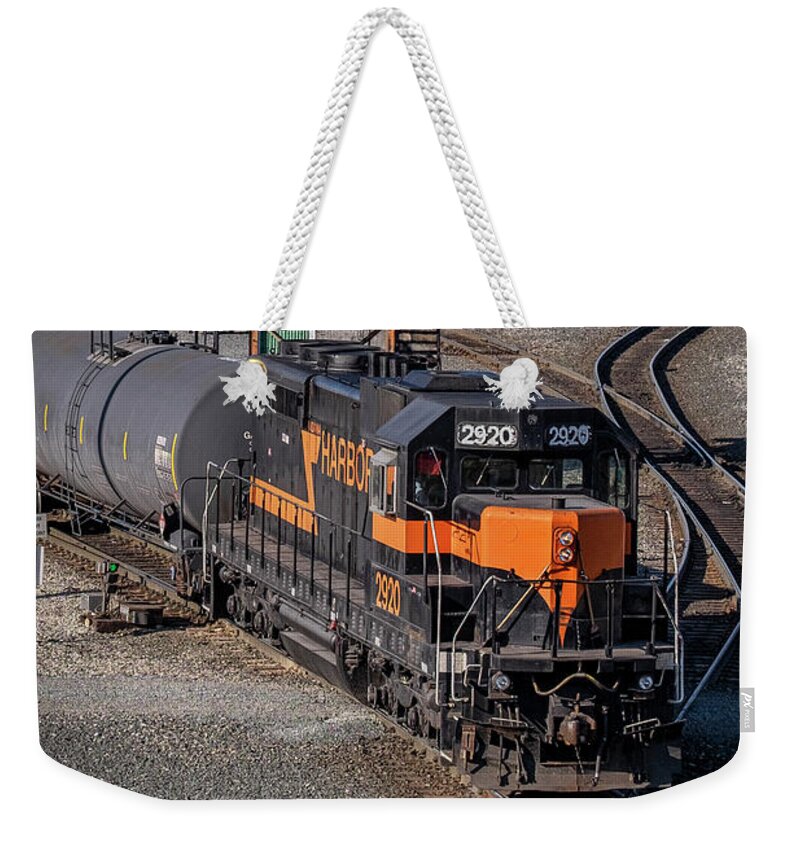 Railroad Weekender Tote Bag featuring the photograph Indiana Harbor Belt 2920 at Riverdale IL #1 by Jim Pearson