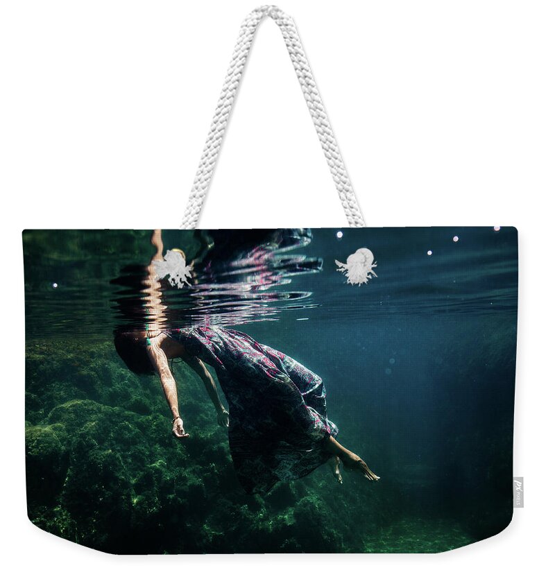 Underwater Weekender Tote Bag featuring the photograph Rest #1 by Gemma Silvestre