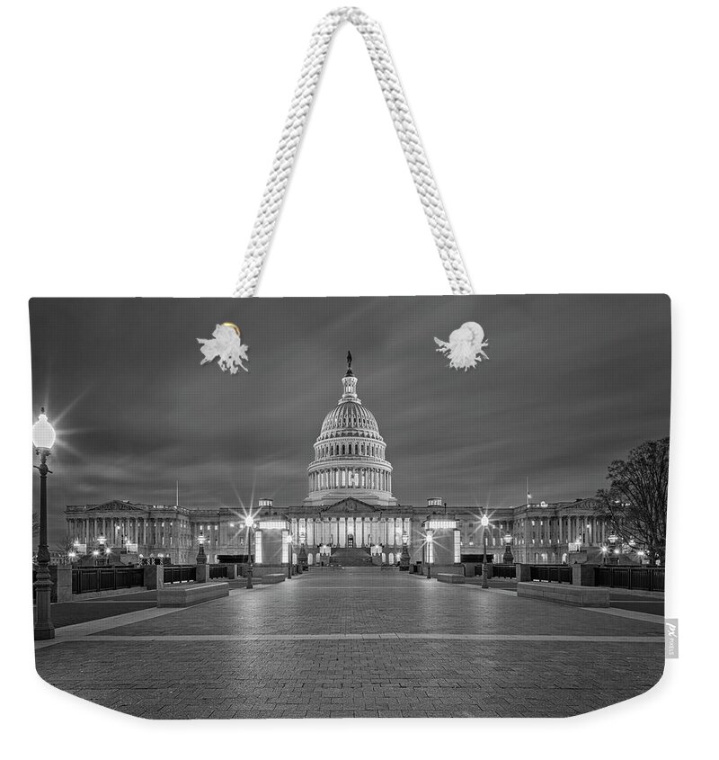 Us Capitol Weekender Tote Bag featuring the photograph US Capitol Building bw #1 by Susan Candelario