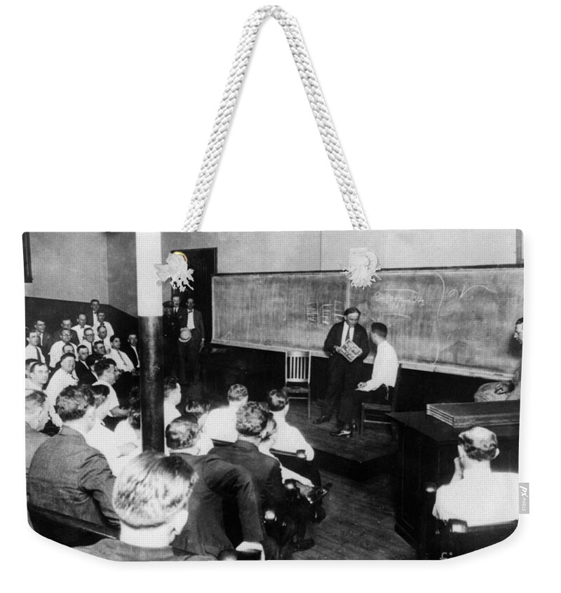 1926 Weekender Tote Bag featuring the photograph Harry Houdini #28 by Granger
