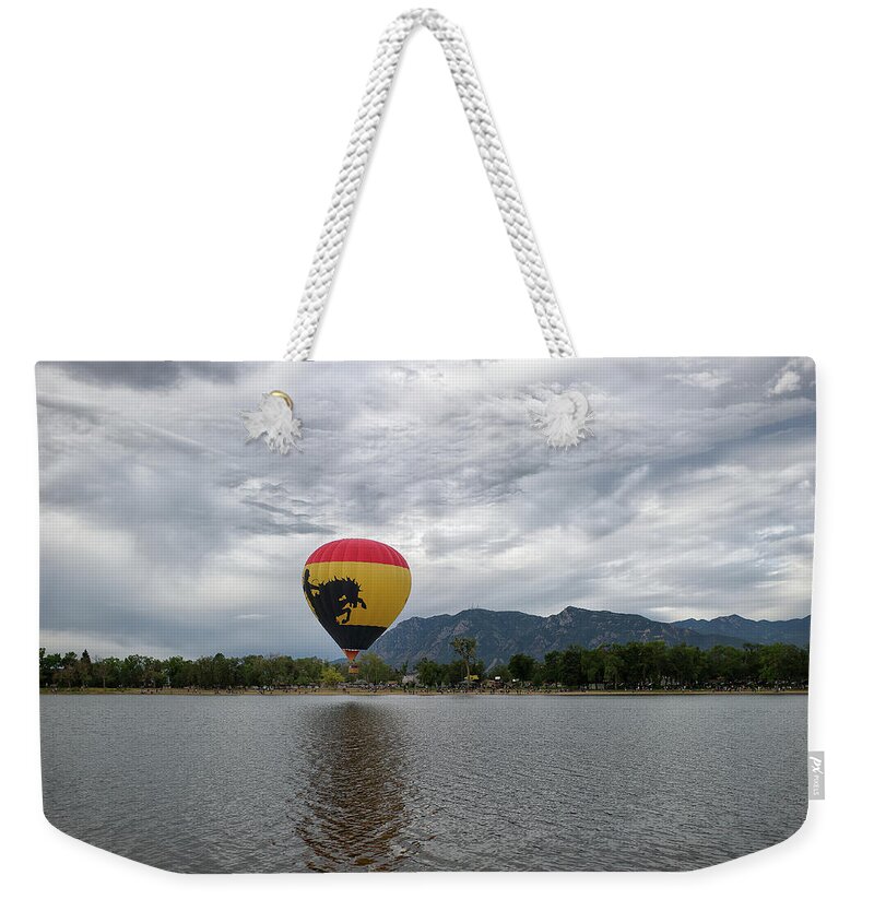 Co Weekender Tote Bag featuring the photograph Balloon Fest #6 by Doug Wittrock