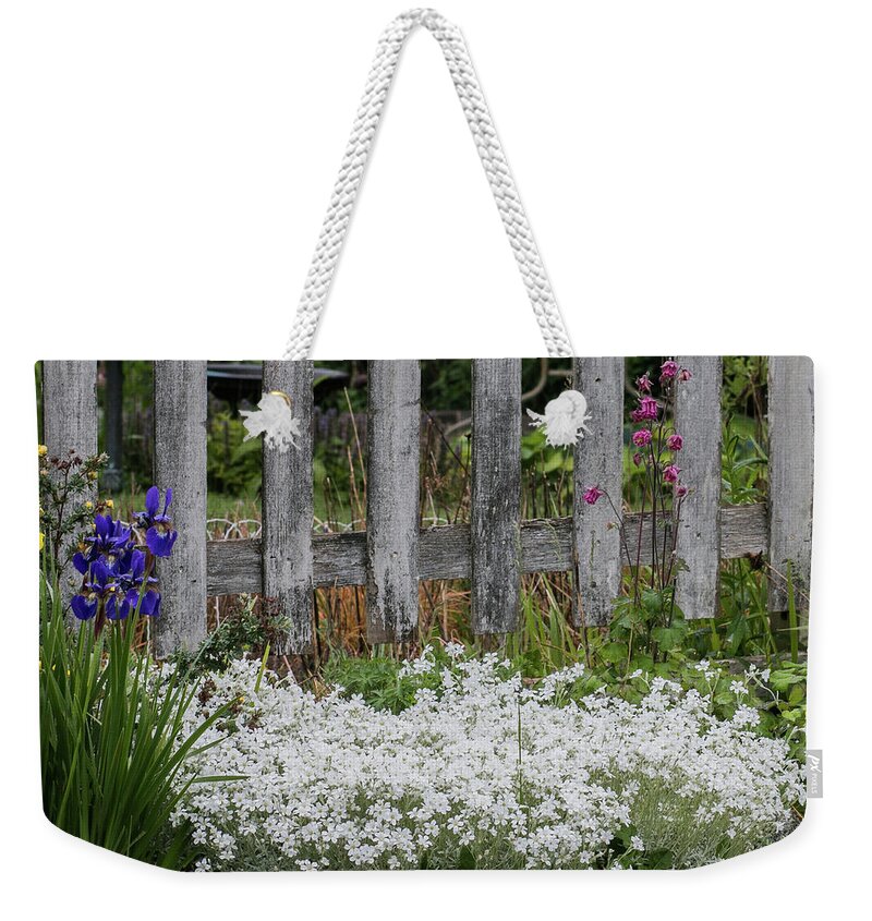 Old Fence Weekender Tote Bag featuring the photograph Aged and Weathered Fence by E Faithe Lester