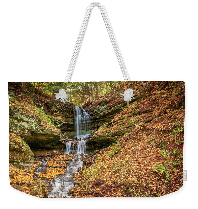 America Weekender Tote Bag featuring the photograph Autumn at Horseshoe Falls by Robert Carter