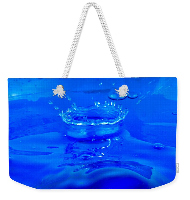 Abstract Weekender Tote Bag featuring the photograph Close Up Of The Water Drops by Severija Kirilovaite