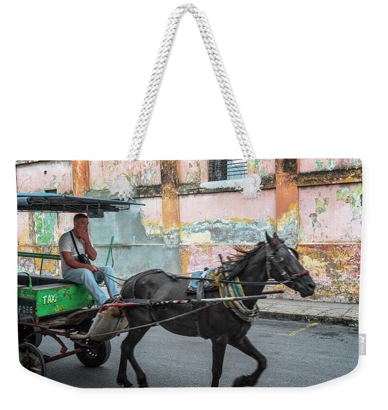 Havana Cuba Weekender Tote Bag featuring the photograph Cuban Taxi by Tom Singleton