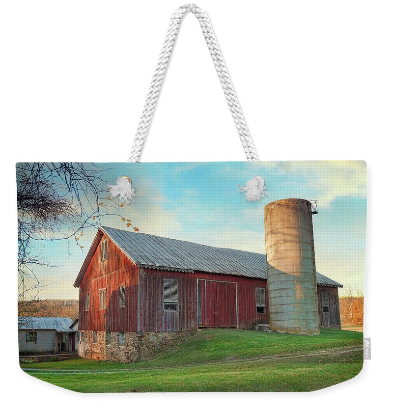 Barn Weekender Tote Bag featuring the photograph Faded Glory by Fran J Scott