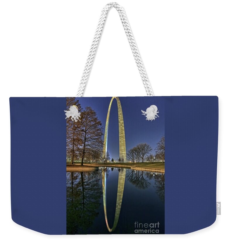 Night Weekender Tote Bag featuring the photograph Gateway Arch by Tom Watkins PVminer pixs