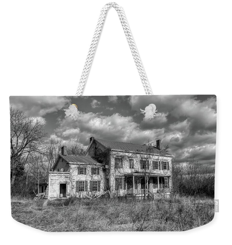 Voorhees Farm Weekender Tote Bag featuring the photograph Ghost House by David Letts