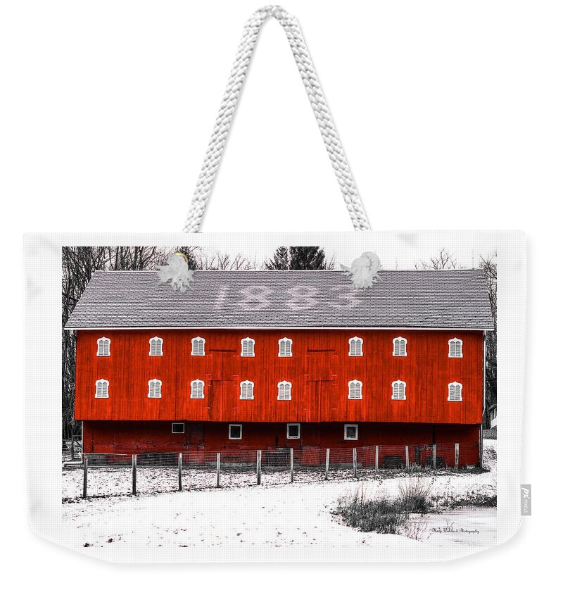Ohio Weekender Tote Bag featuring the photograph Hartong Barn by Mary Walchuck