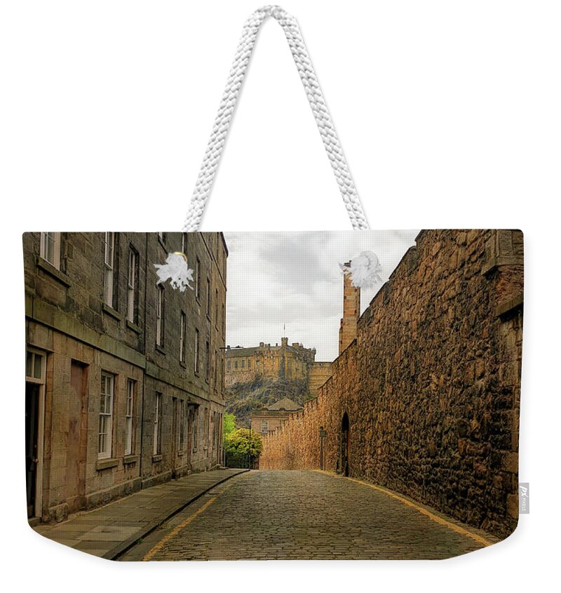 Heriot Place Weekender Tote Bag featuring the photograph Heriot Place - Edinburgh by Yvonne Johnstone