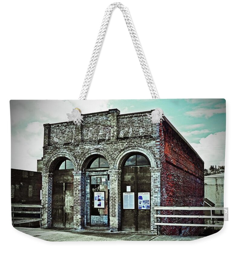  Weekender Tote Bag featuring the digital art Historic Wing Tong Hai Building 2 by Fred Loring