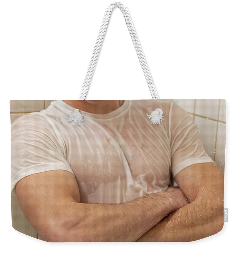 Jesse Weekender Tote Bag featuring the photograph Jesse in the tub by Jim Whitley