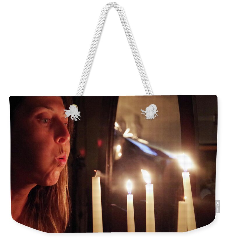 Female Weekender Tote Bag featuring the photograph Kebv0813 by Henry Butz