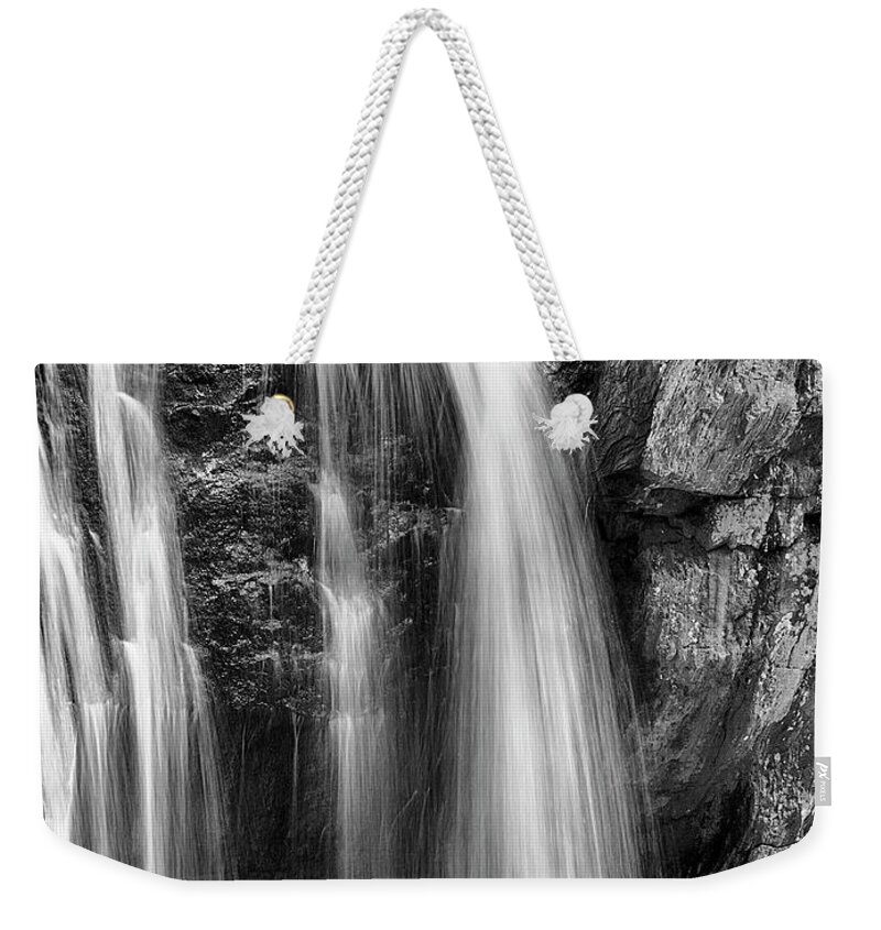 Cascading Weekender Tote Bag featuring the photograph Kilgore Falls I by Charles Floyd