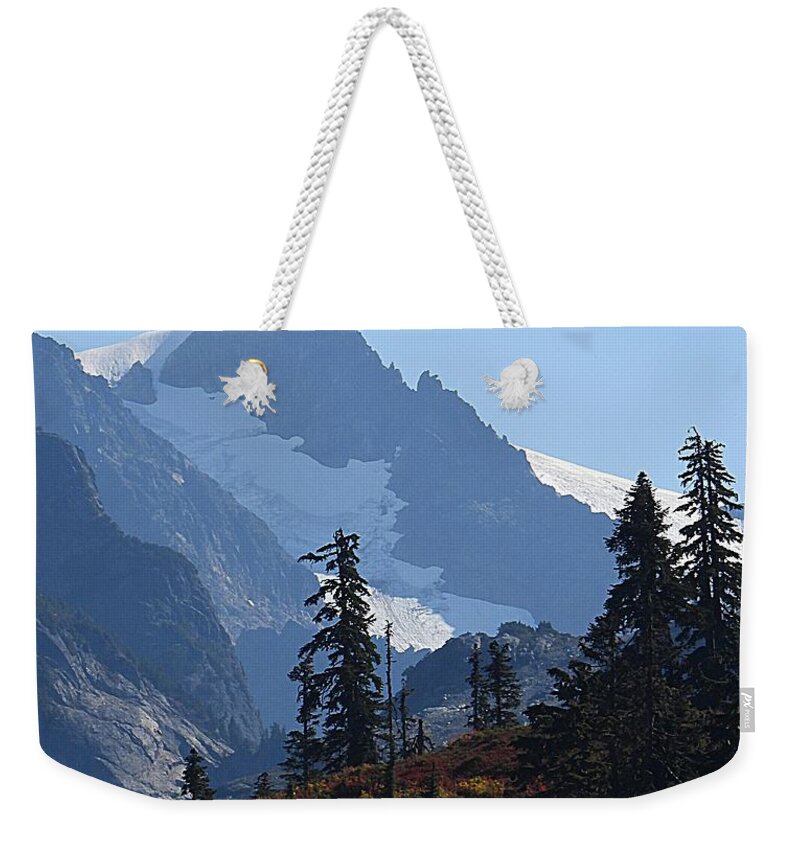 Mt. Shuksan Weekender Tote Bag featuring the photograph Late Autumn Shuksan by Sandra Peery
