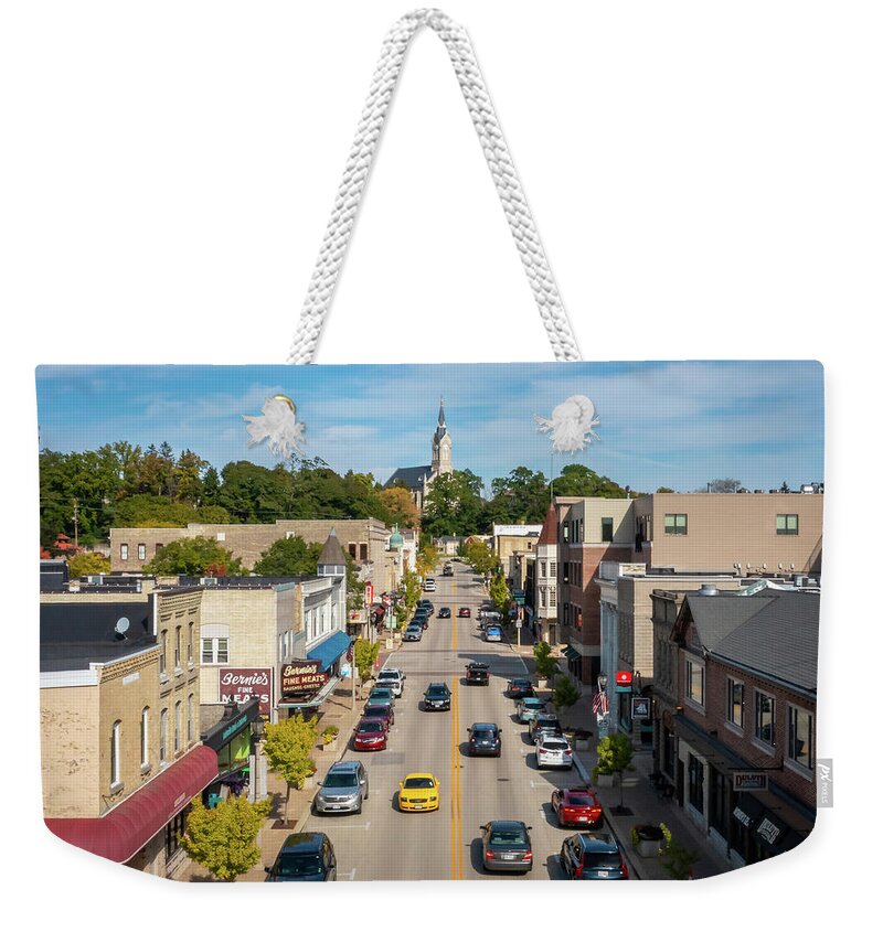 Main Street Weekender Tote Bag featuring the photograph Looking Up Franklin St by James Meyer