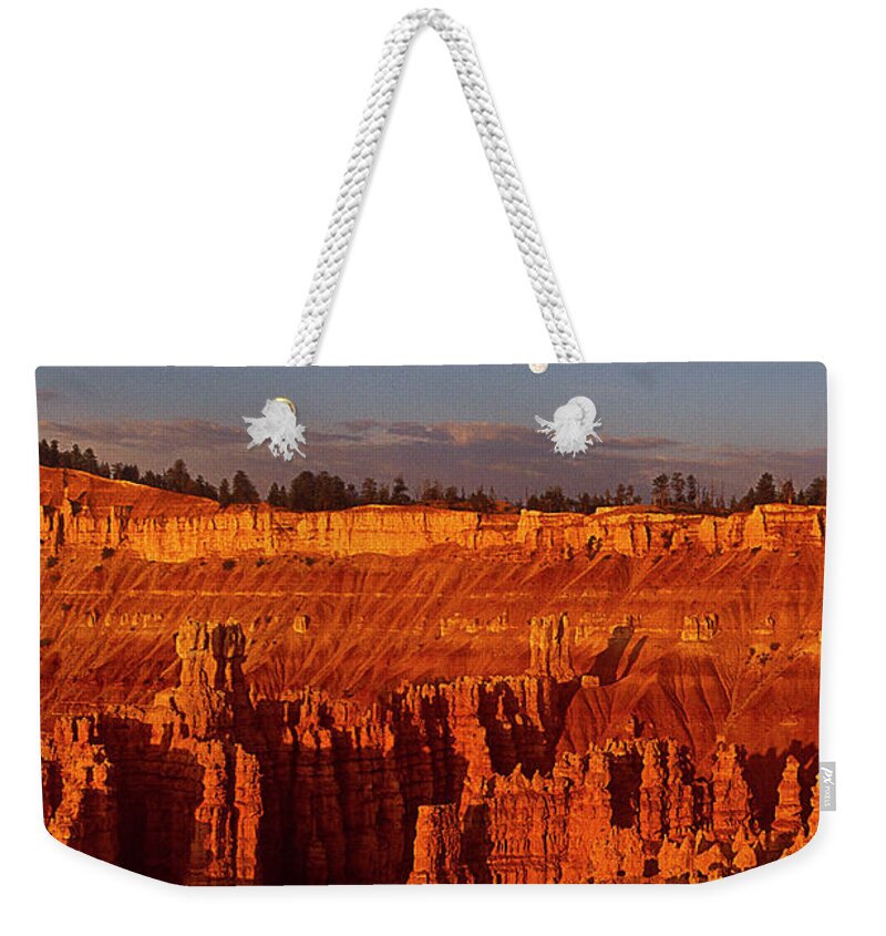 Dave Welling Weekender Tote Bag featuring the photograph Moonrise Sunset Point Bryce Canyon National Park Utah by Dave Welling