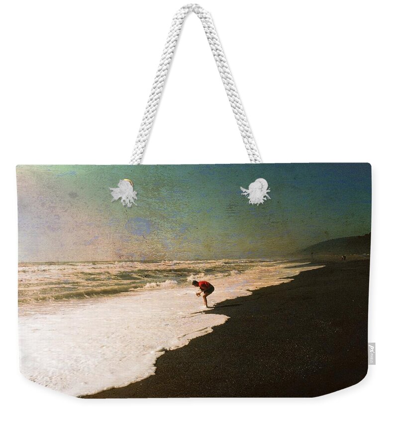 Photograph Sea Ocean Filter Man Weekender Tote Bag featuring the photograph Oregon Coast by Beverly Read