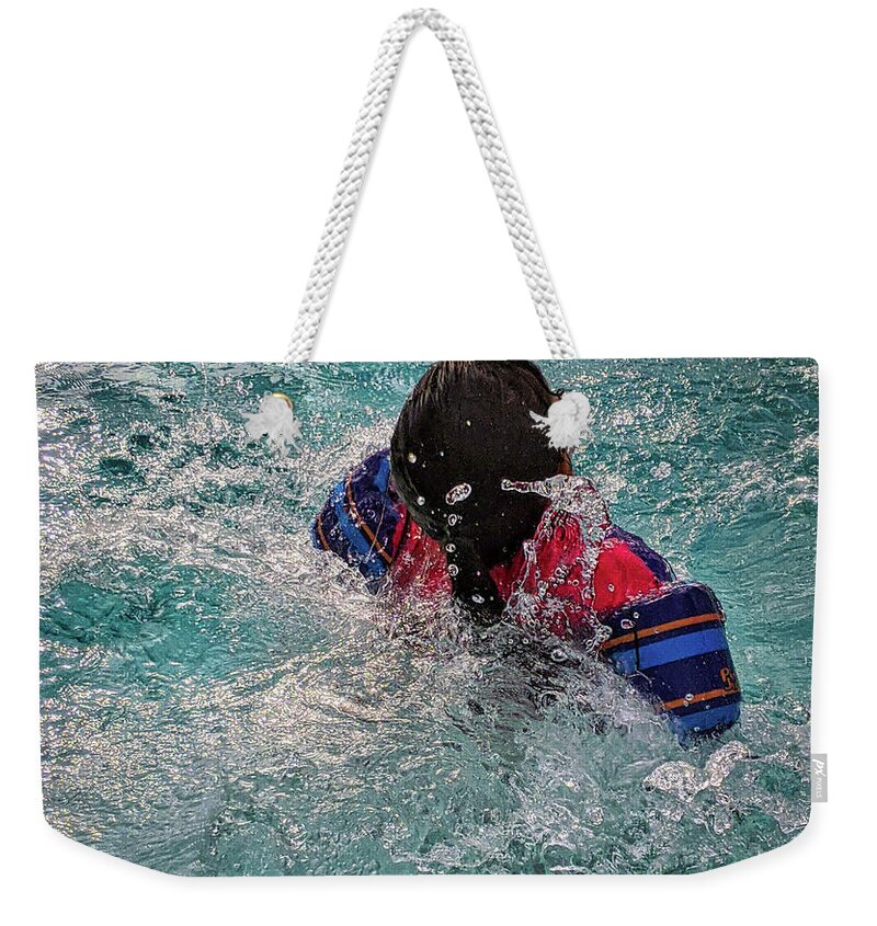 Water Weekender Tote Bag featuring the photograph Pooltime Splash by Portia Olaughlin