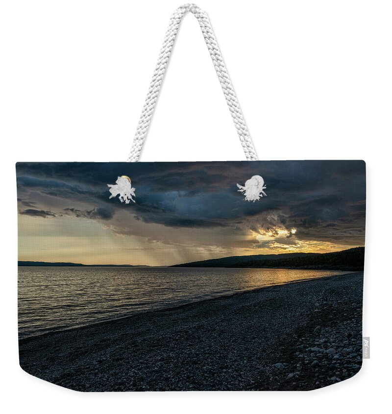 Lake Superior Weekender Tote Bag featuring the photograph Schreiber Beach by Doug Gibbons