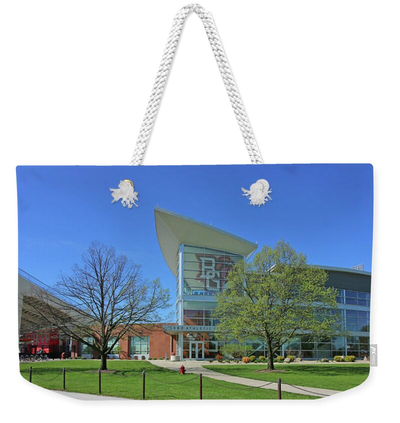 Sebo Weekender Tote Bag featuring the photograph Sebo Athletic Center Bowling Green State University 5977 by Jack Schultz