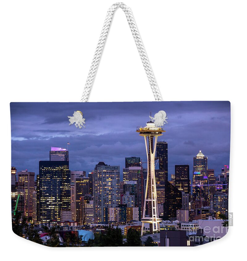 Seattle Weekender Tote Bag featuring the photograph Skyline Aglow by Erin Marie Davis