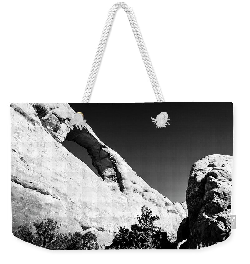 Utah Weekender Tote Bag featuring the photograph Skyline Arch by Mark Gomez