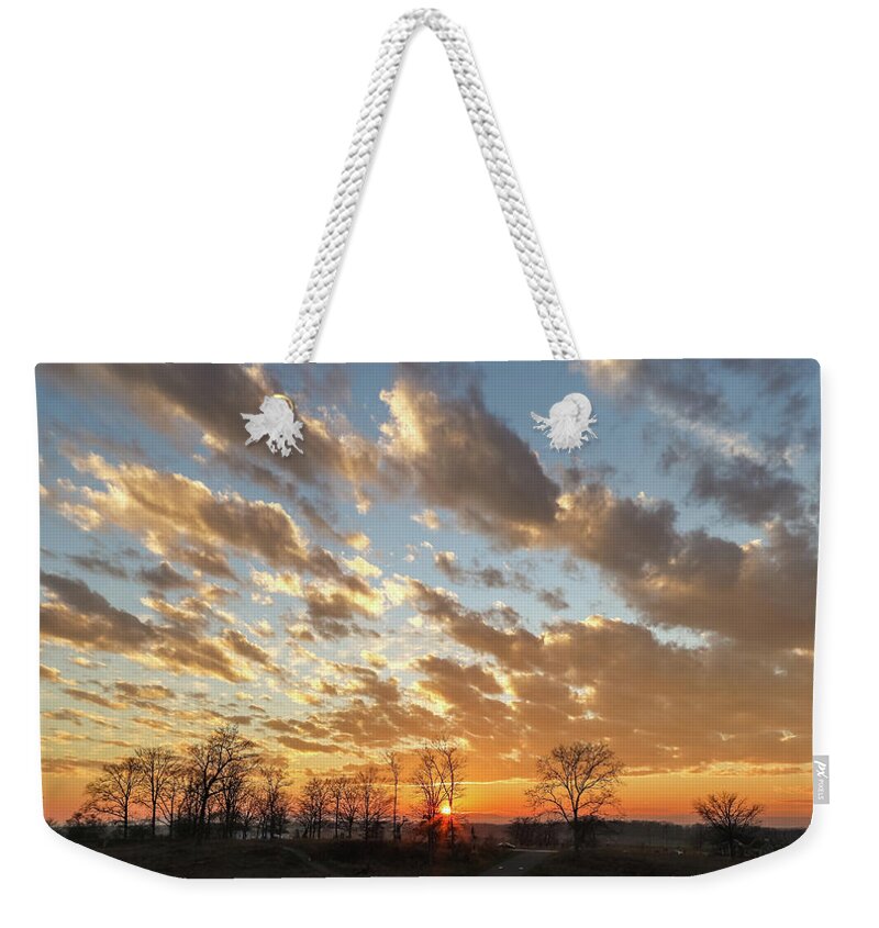 Landscapes Weekender Tote Bag featuring the photograph Sunset in Gettysburg by Amelia Pearn