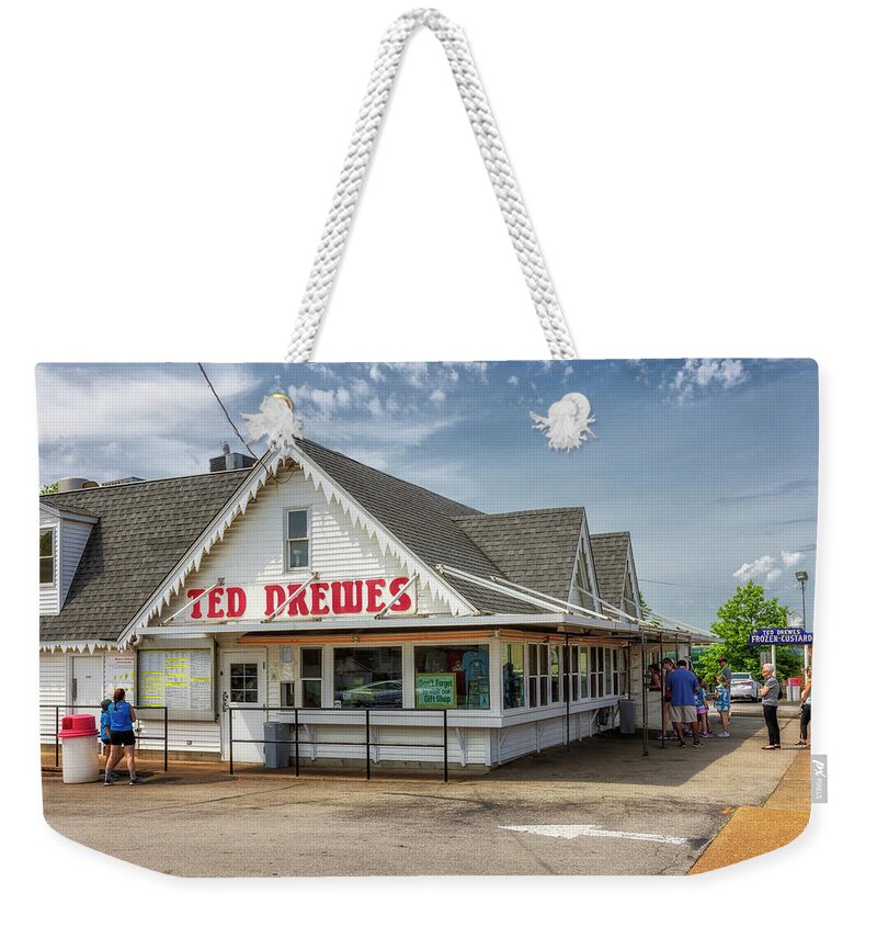 Ted Drewes Weekender Tote Bag featuring the photograph Ted Drewes - Route 66 - St Louis by Susan Rissi Tregoning