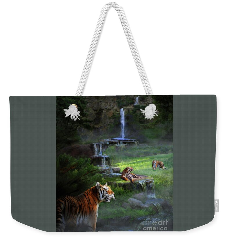 Siberian Tigers Weekender Tote Bag featuring the photograph The Guardian II by Melinda Hughes-Berland