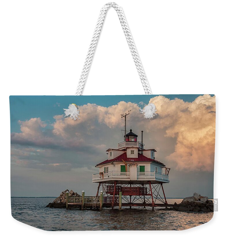 Maryland Weekender Tote Bag featuring the photograph Thomas Point Light by Robert Fawcett