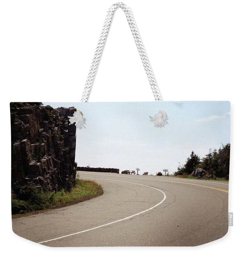 Highway Weekender Tote Bag featuring the photograph Veterans' Memorial Highway by Robert Dann