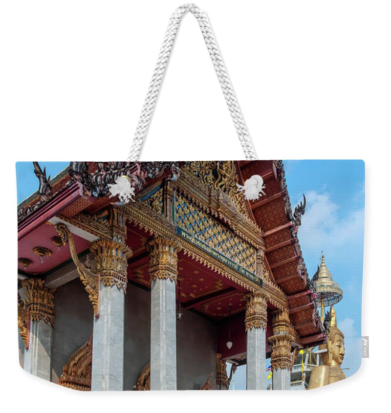 Scenic Weekender Tote Bag featuring the photograph Wat Intarawihan Phra Ubosot DTHB1277 by Gerry Gantt