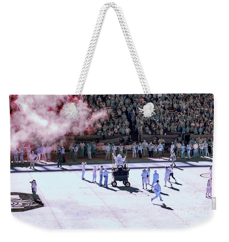 Usc Weekender Tote Bag featuring the photograph Williams - Brice Stadium #32 by Charles Hite