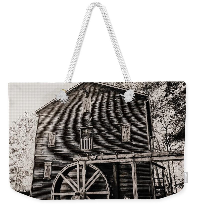 Wolf Creek Grist Mill Vintage Weekender Tote Bag featuring the photograph Wolf Creek Grist Mill Vintage by Dan Sproul