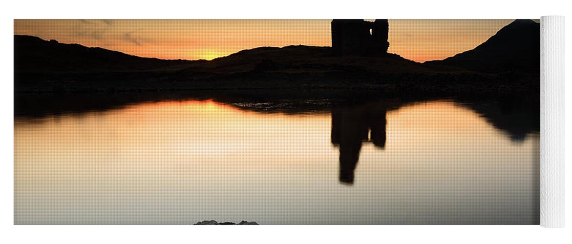 Ardvreck Castle Yoga Mat featuring the photograph Ardvreck Sunset by Grant Glendinning