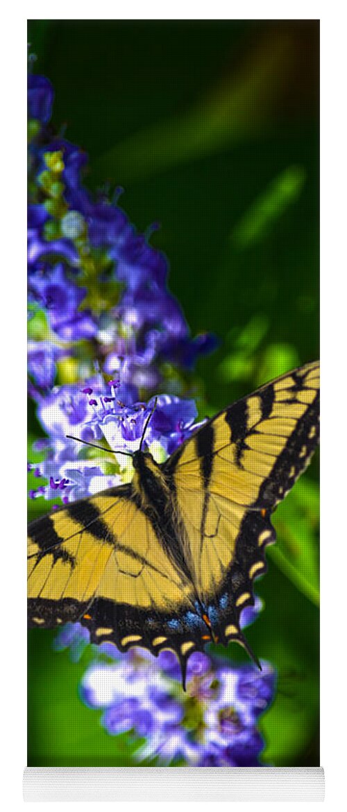 Swallowtail Yoga Mat featuring the photograph Butterflly Bush And The Swallowtail by Sandi OReilly