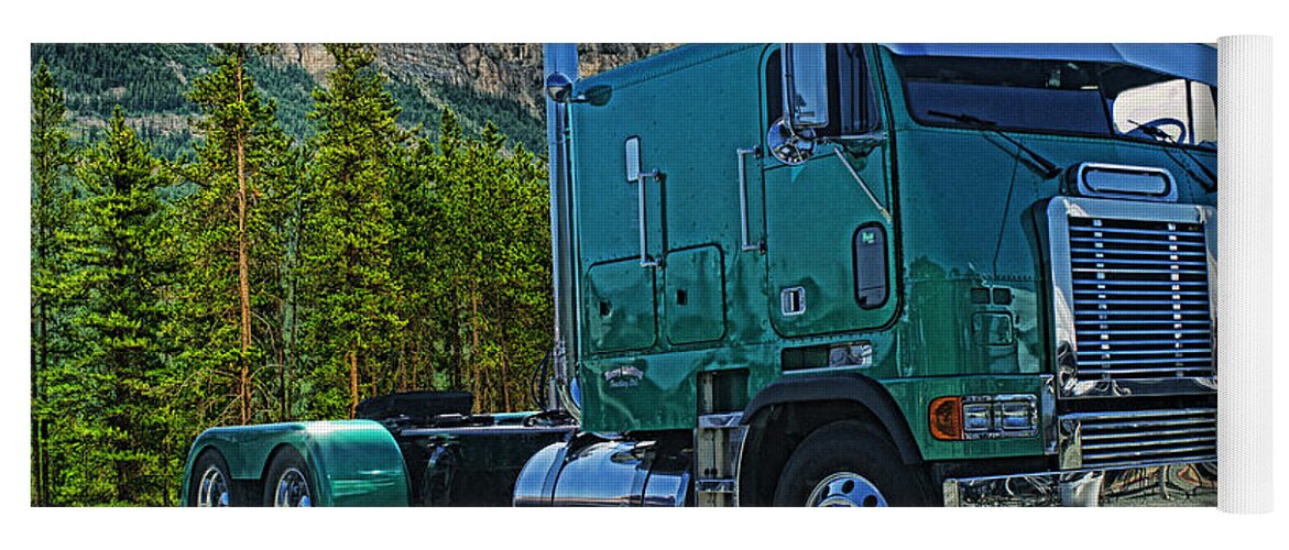 Freightliner Yoga Mat featuring the photograph Freightliner Cabover by Randy Harris