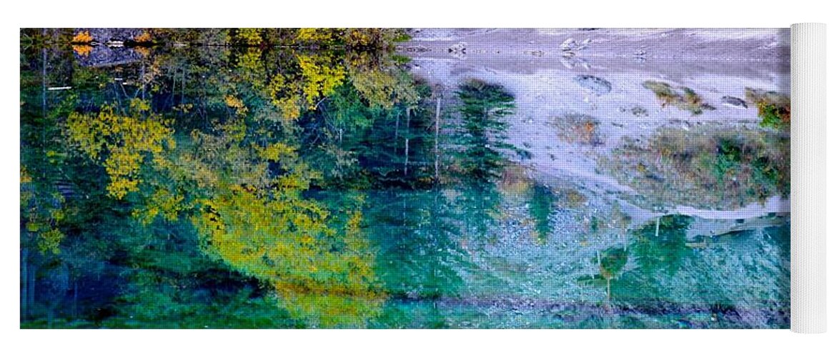 Lakes Yoga Mat featuring the photograph Grassilakes 3 by Stephanie Bland