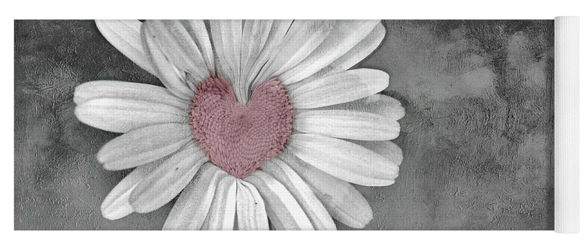 Heart Of A Daisy Yoga Mat featuring the photograph Heart Of A Daisy by Linda Sannuti