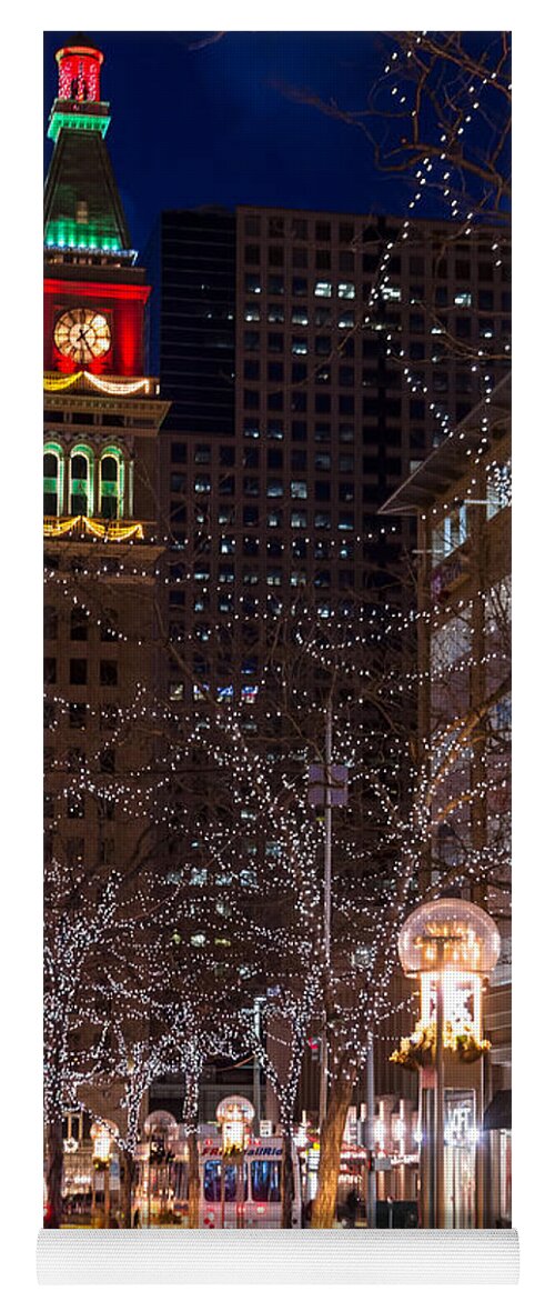 16th Street Mall Yoga Mat featuring the photograph Holiday Carriage Ride by Teri Virbickis