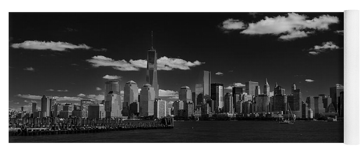 New York Skyline Yoga Mat featuring the photograph New York 1 Black and White by Jatin Thakkar