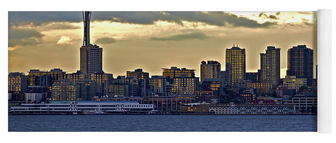 Sun Set Yoga Mat featuring the photograph Seattle skyline in twilight by SC Heffner