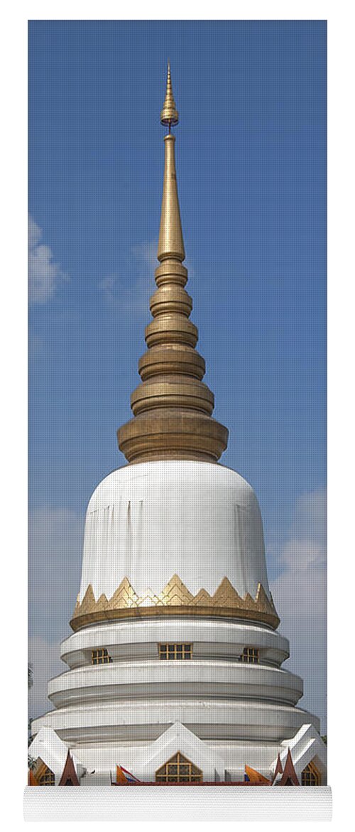 Bangkok Yoga Mat featuring the photograph Wat Phrasri Mahathat Phra Chedi Srimahatha DTHB1473 by Gerry Gantt