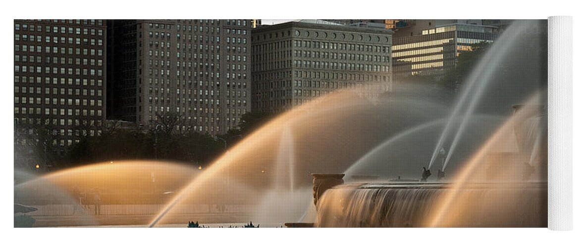 Chicago Yoga Mat featuring the photograph Buckingham Fountain Sidelight by Steve Gadomski