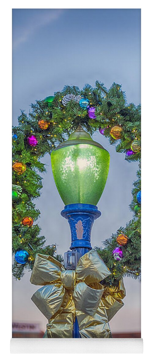 Long Beach Yoga Mat featuring the photograph Christmas Holiday Wreath with Balls by David Zanzinger